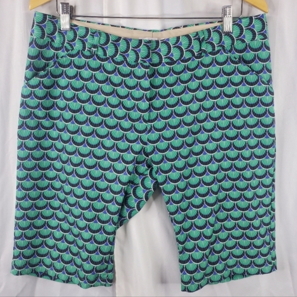 ♡ Peter Millar Geo Print Microfiber Womens Golf Shorts Size 10 Green and Blue - Picture 8 of 8